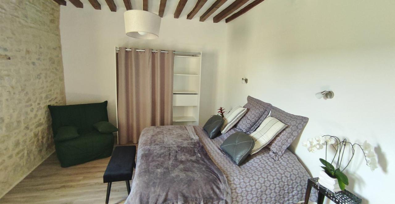 Juaye-Mondaye La Ferme Manoir Saint Barthelemy Bed & Breakfast エクステリア 写真