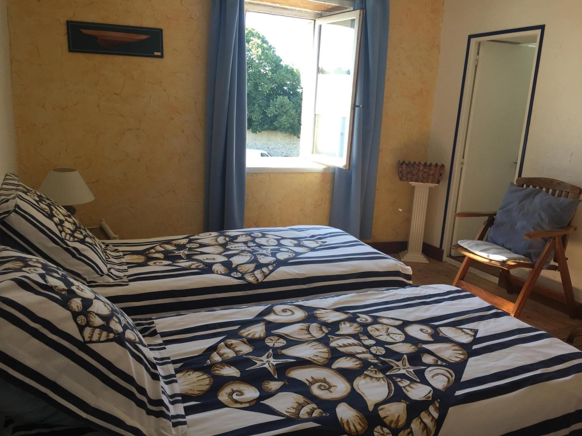 Juaye-Mondaye La Ferme Manoir Saint Barthelemy Bed & Breakfast エクステリア 写真